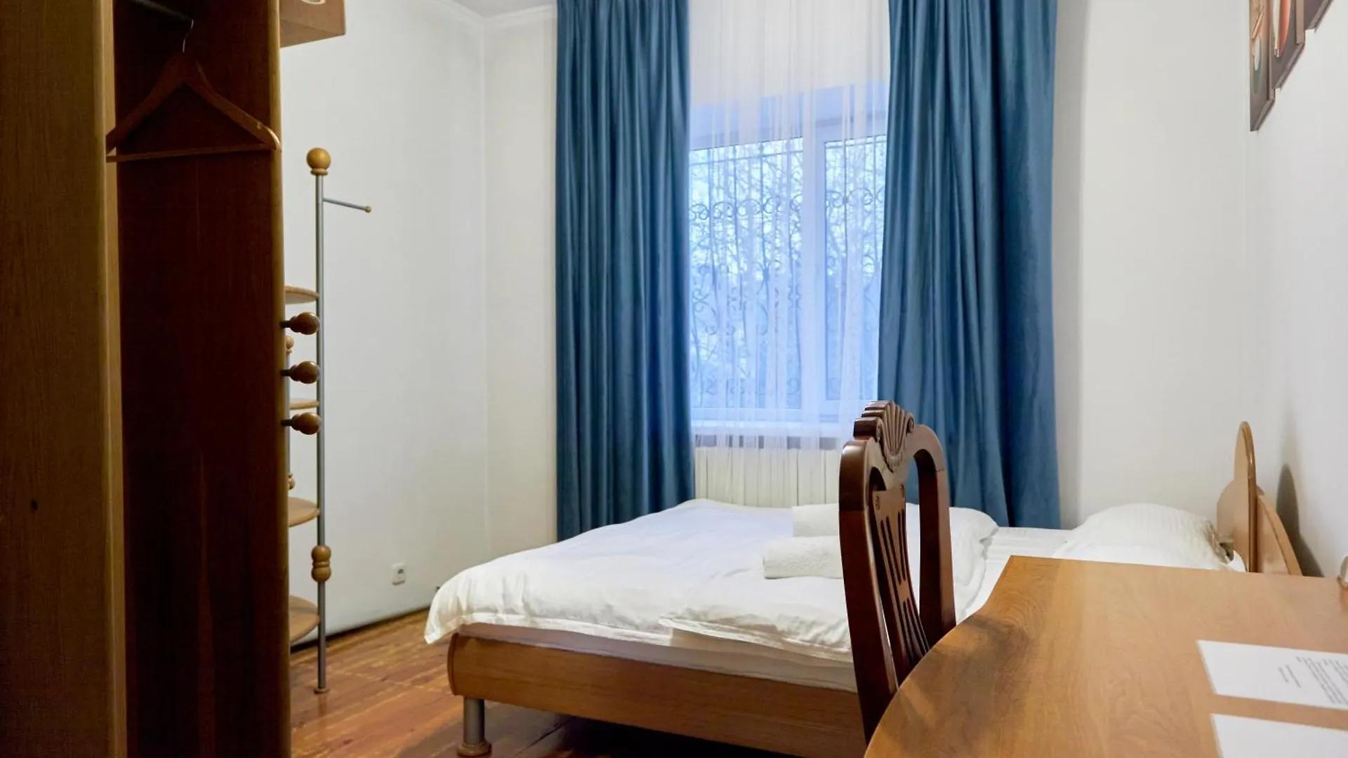 Hotel Sweet Vibe Almaty Penzion